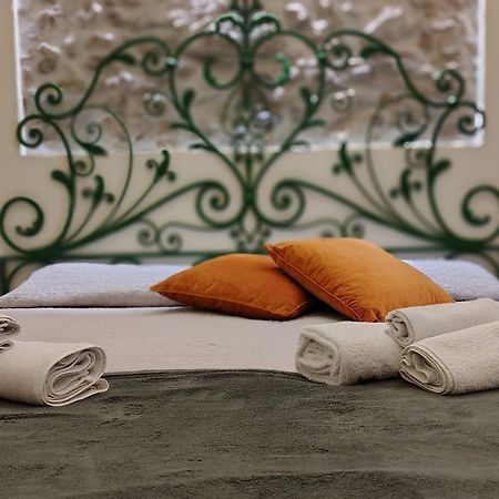 Lyssa Holiday Apartments タオルミーナ エクステリア 写真